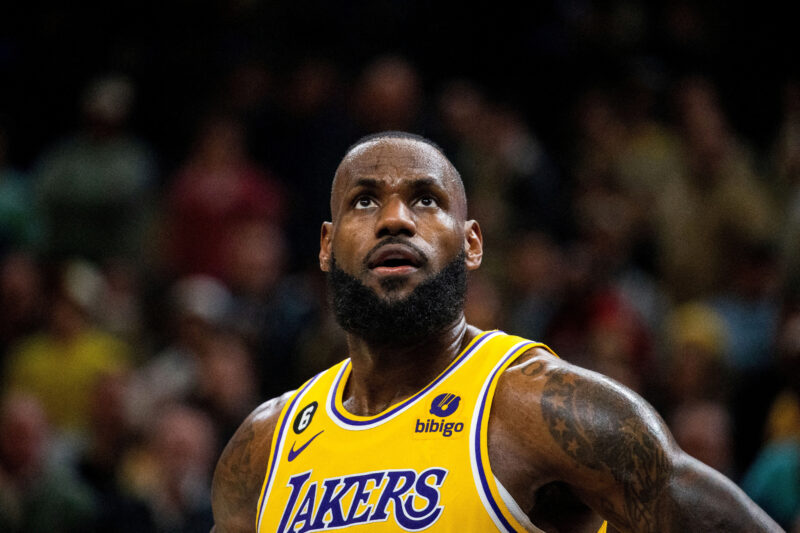 LeBron reignites ‘GOAT’ debate after breaking NBA scoring record